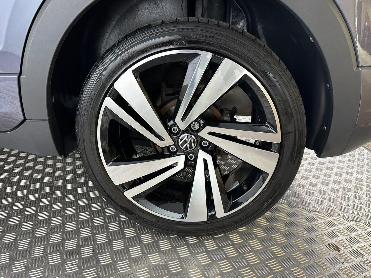 Volkswagen T-Cross AE73YJJ