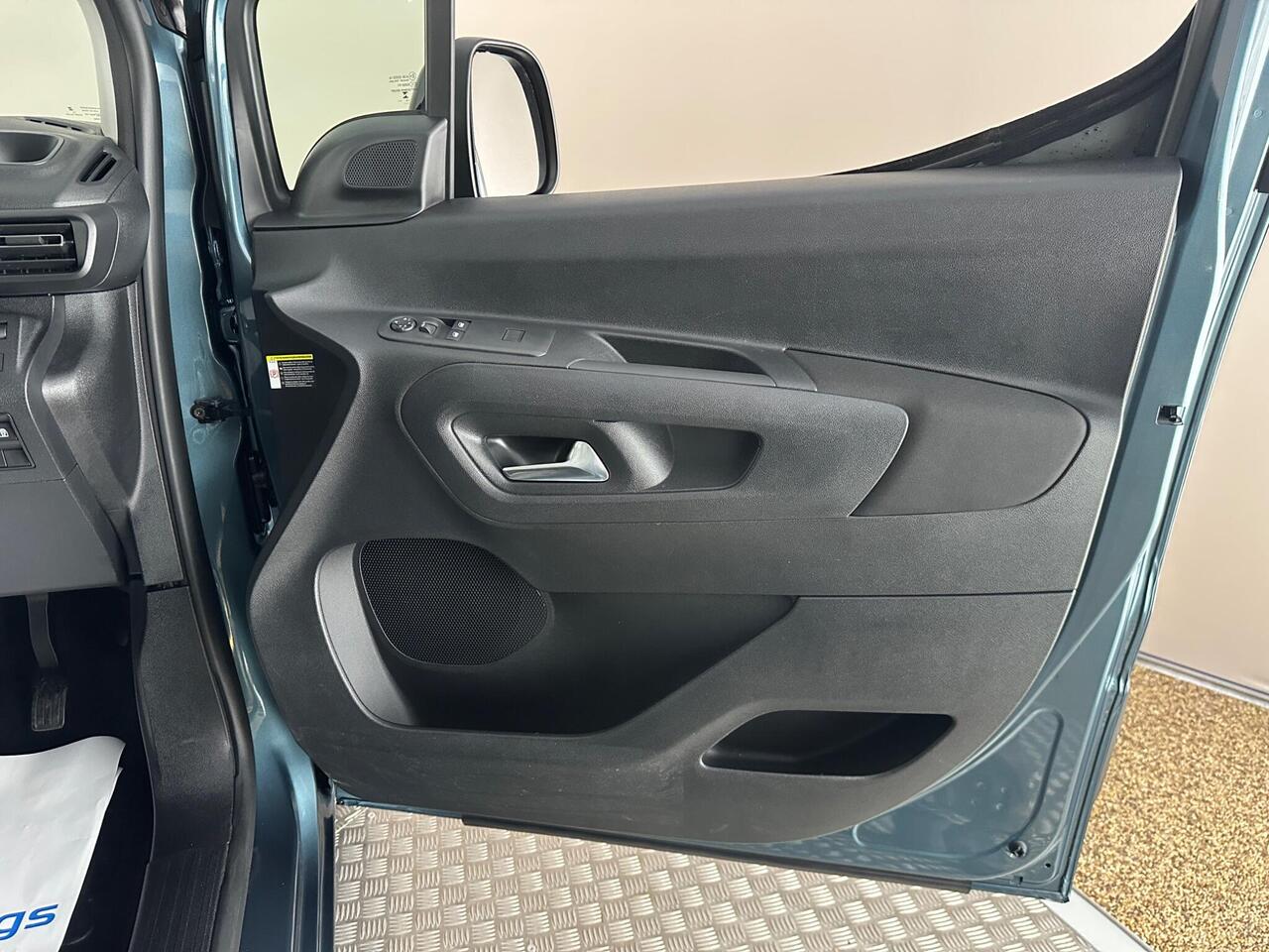 Citroen e-Berlingo VN74UYH