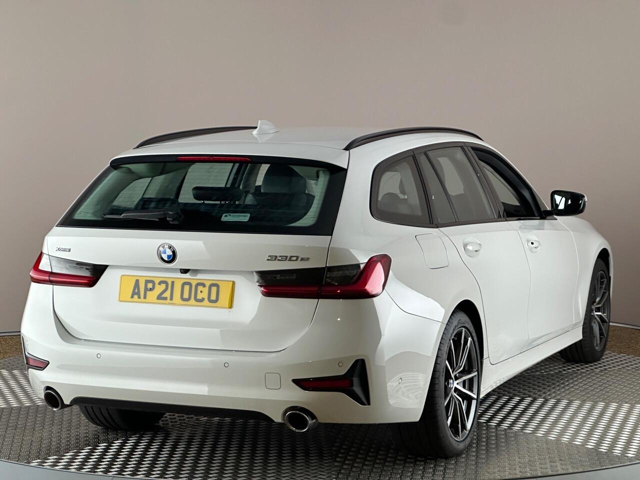 BMW 3 Series AP21OCO