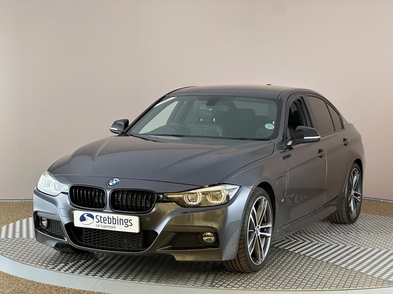 BMW 3 Series YK67SMX