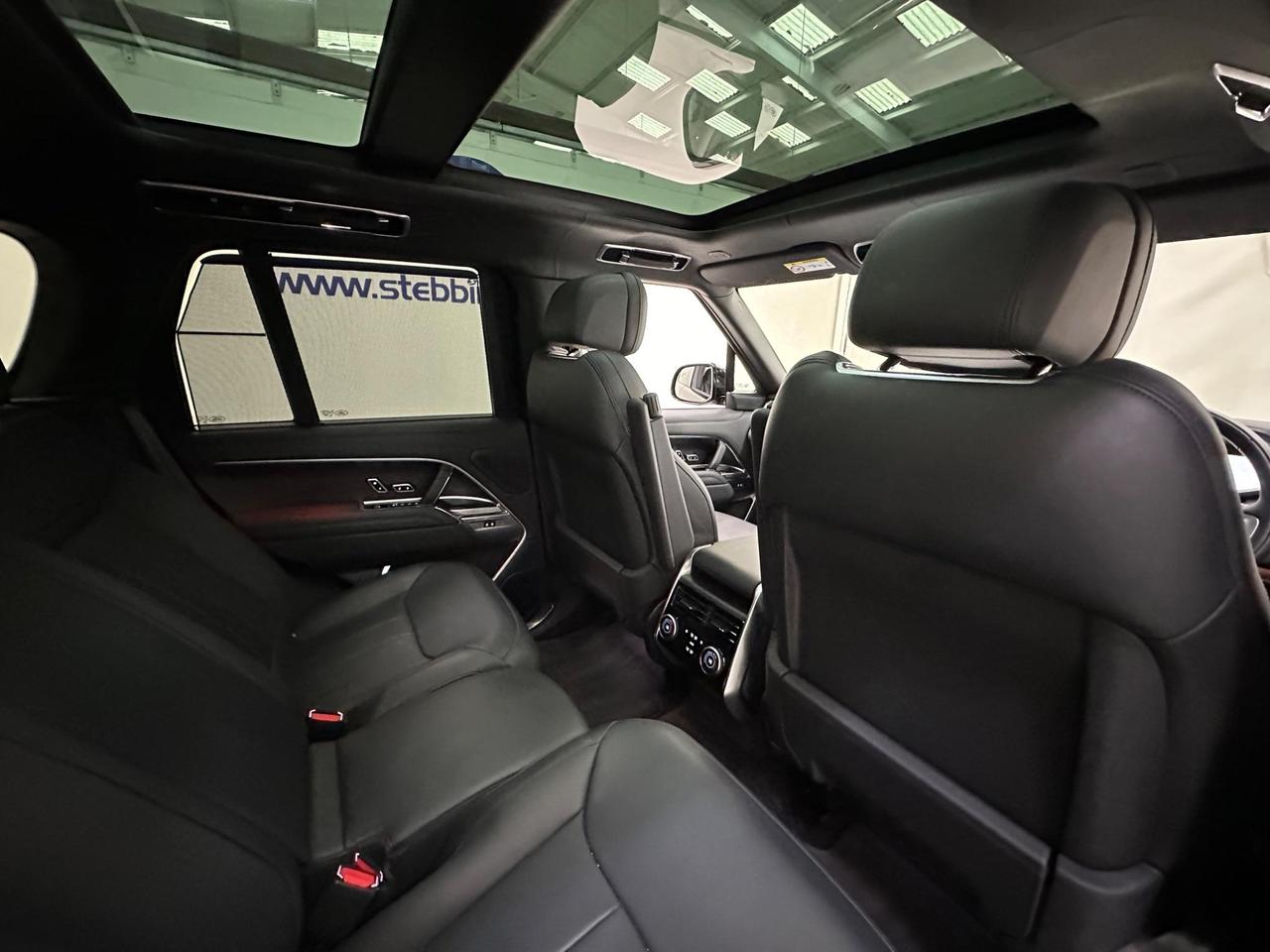 Land Rover Range Rover YE73JZF