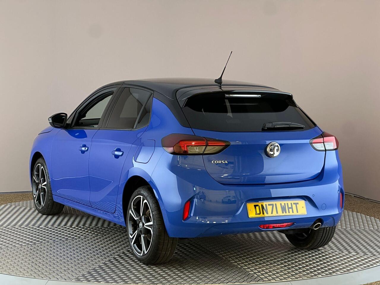 Vauxhall Corsa DN71WHT