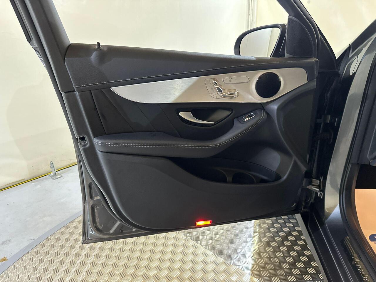 Mercedes-Benz GLC FY22YXX