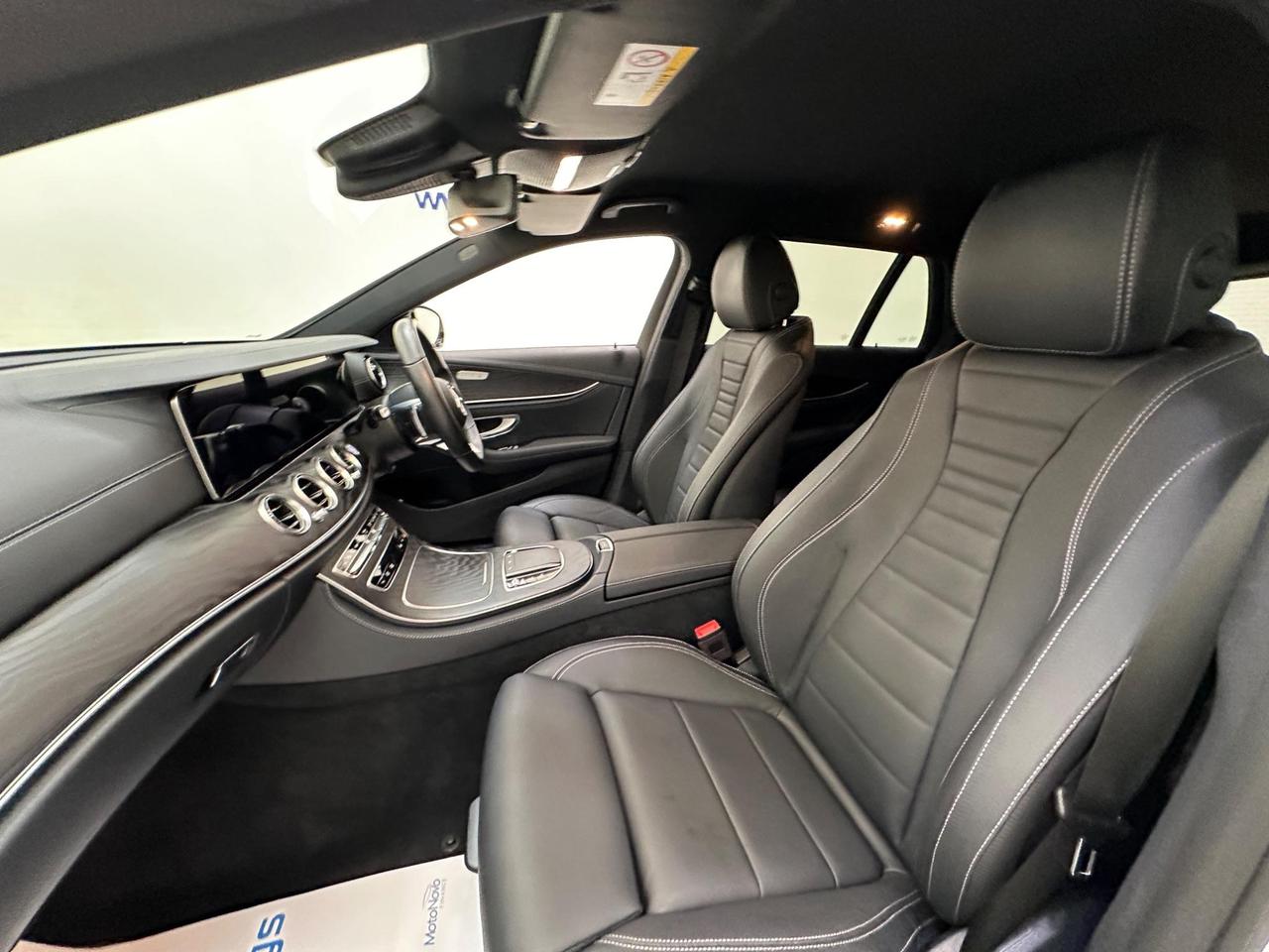 Mercedes-Benz E Class LO70NUB
