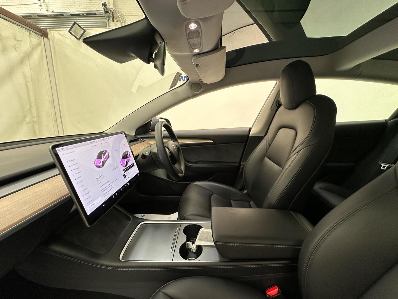Tesla Model 3 LF71VYC