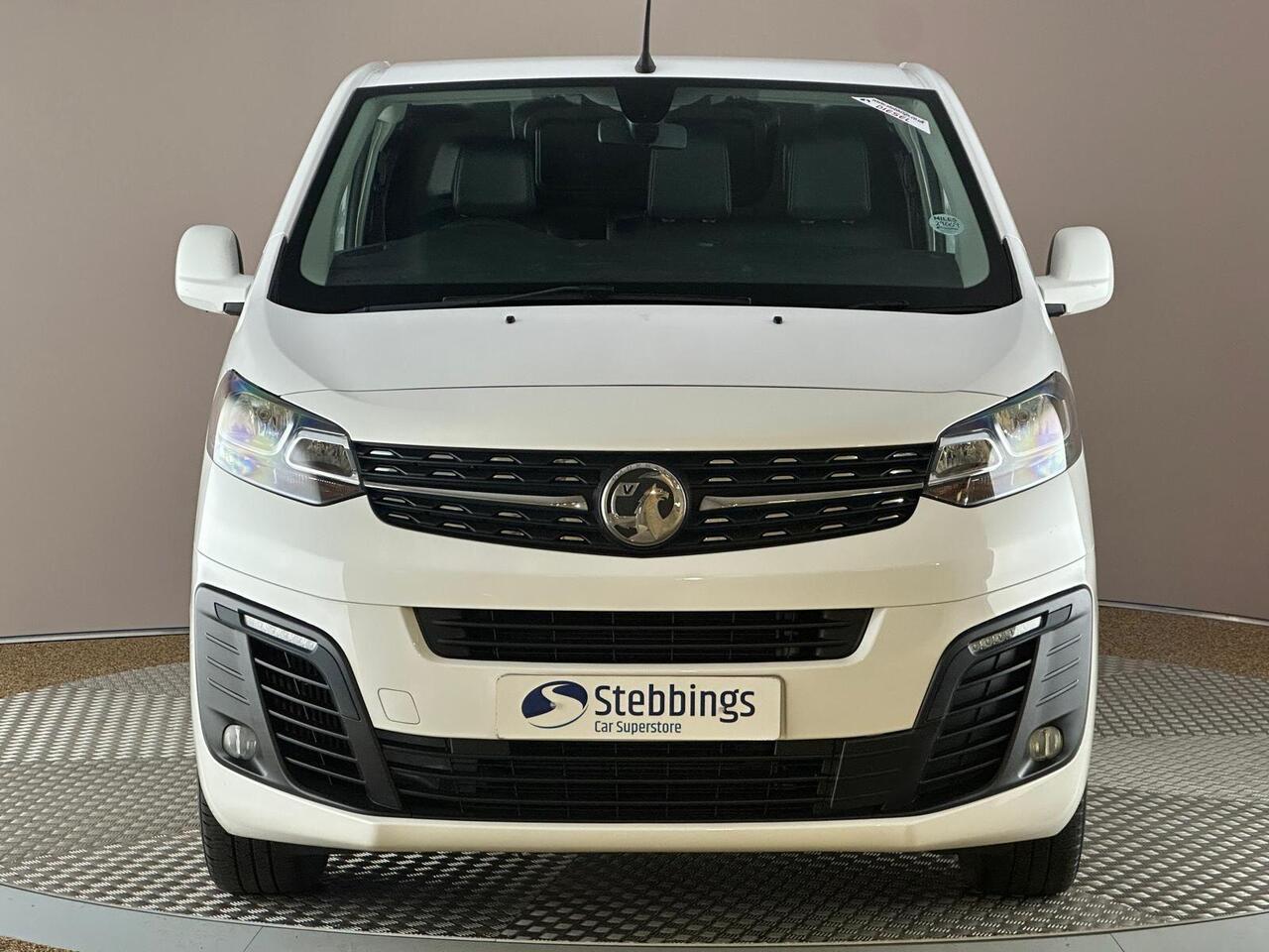 Vauxhall Vivaro MJ69FPE