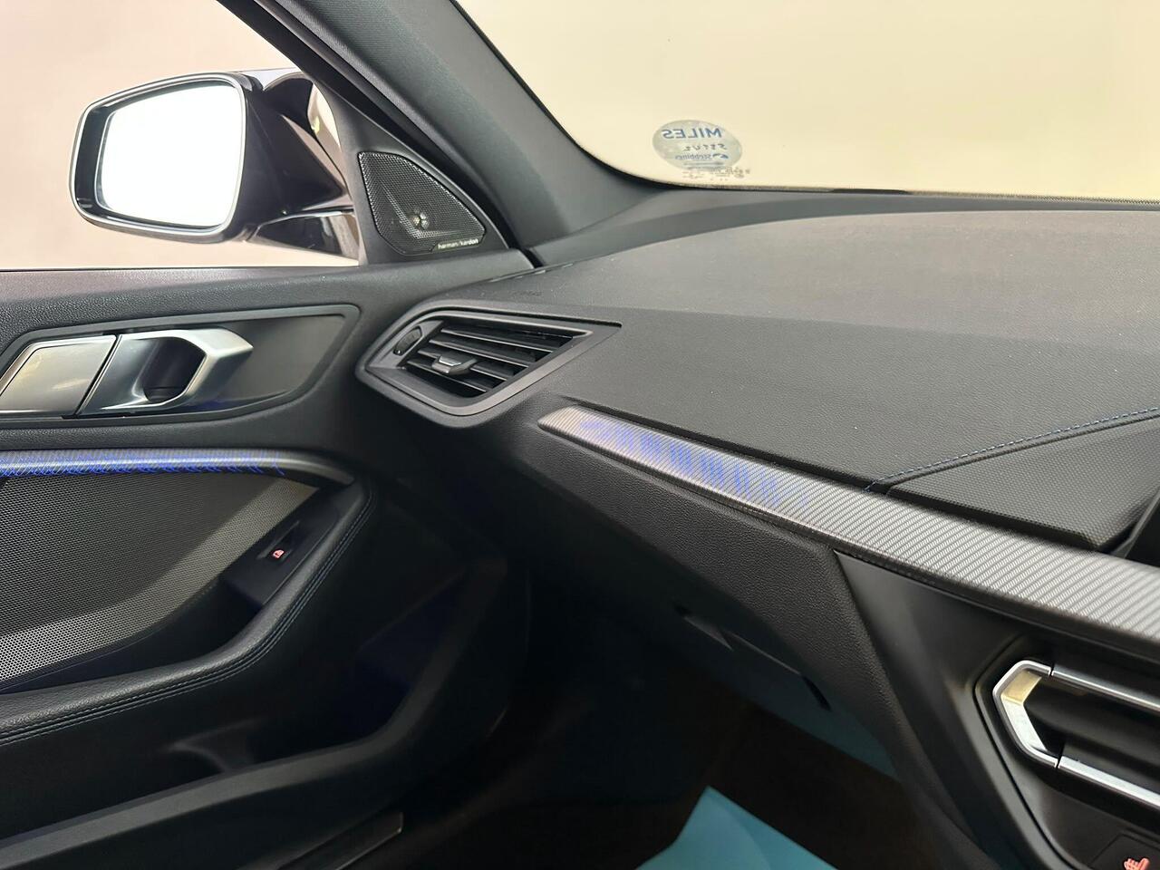 BMW 1 Series YG21ZVM