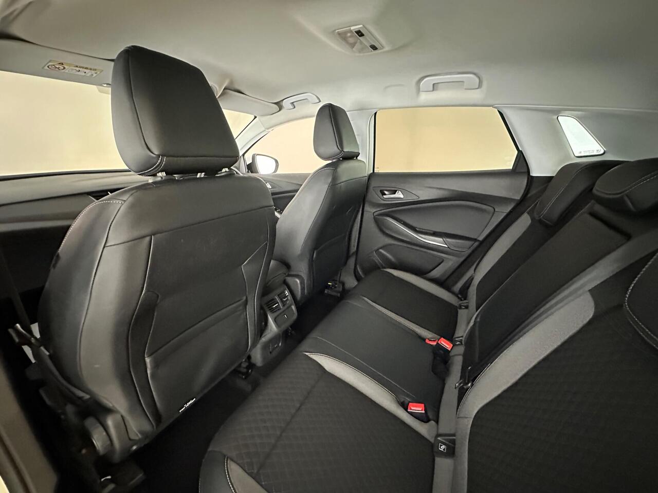 Vauxhall Grandland X KY18FNF