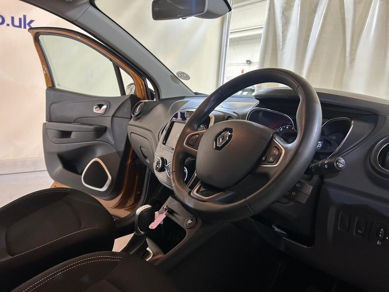 Renault Captur KR19JYJ
