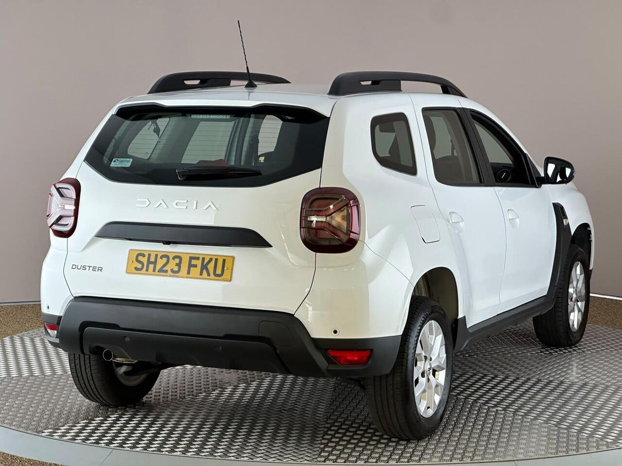Dacia Duster SH23FKU