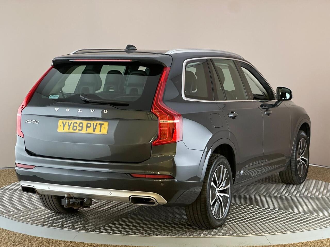 Volvo XC90 YY69PVT