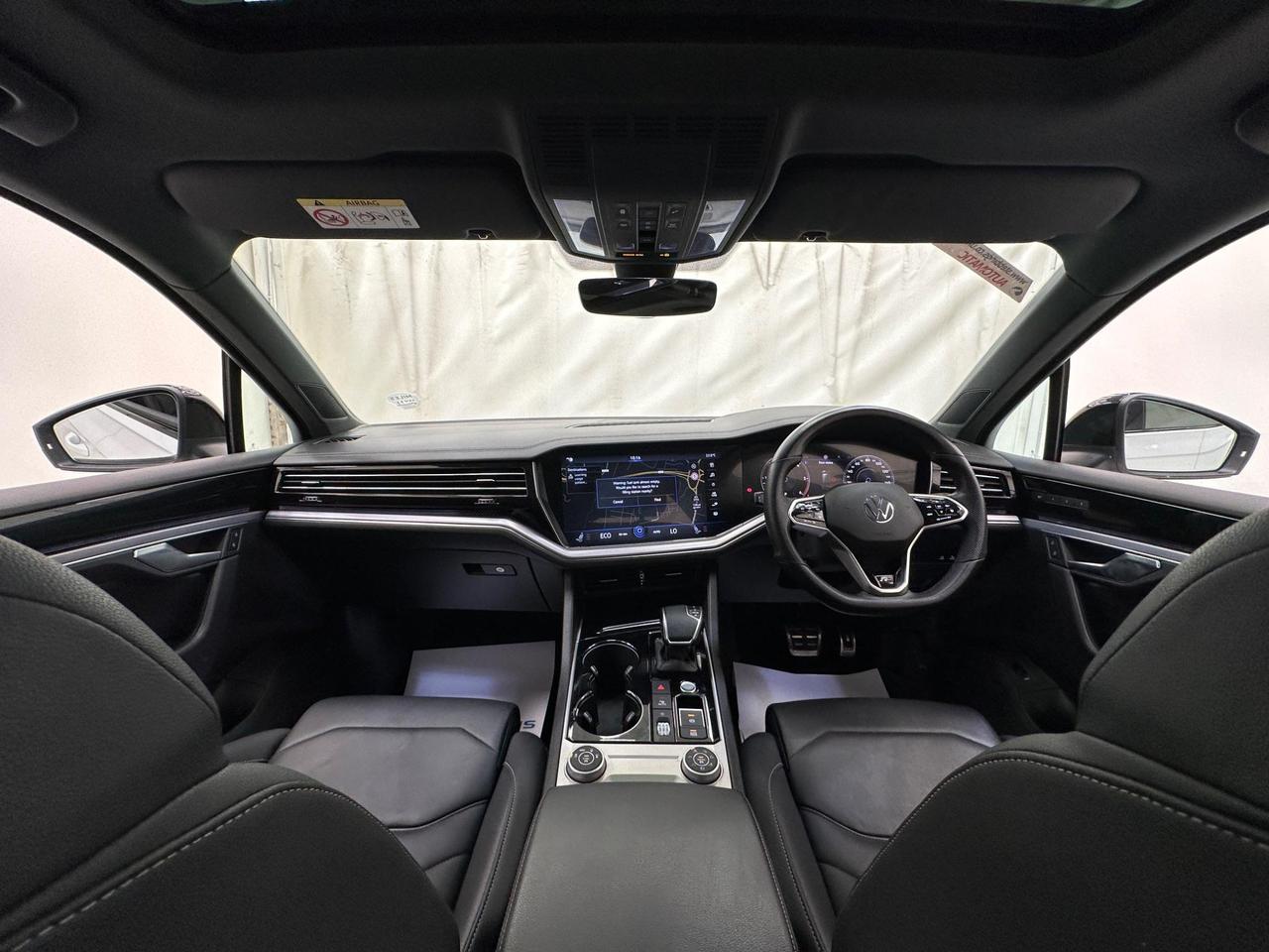 Volkswagen Touareg VK21UHB