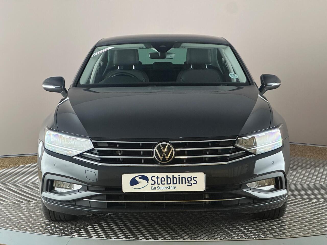 Volkswagen Passat YE70PYB