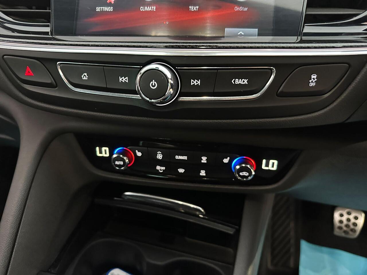 Vauxhall Insignia BF17CKL