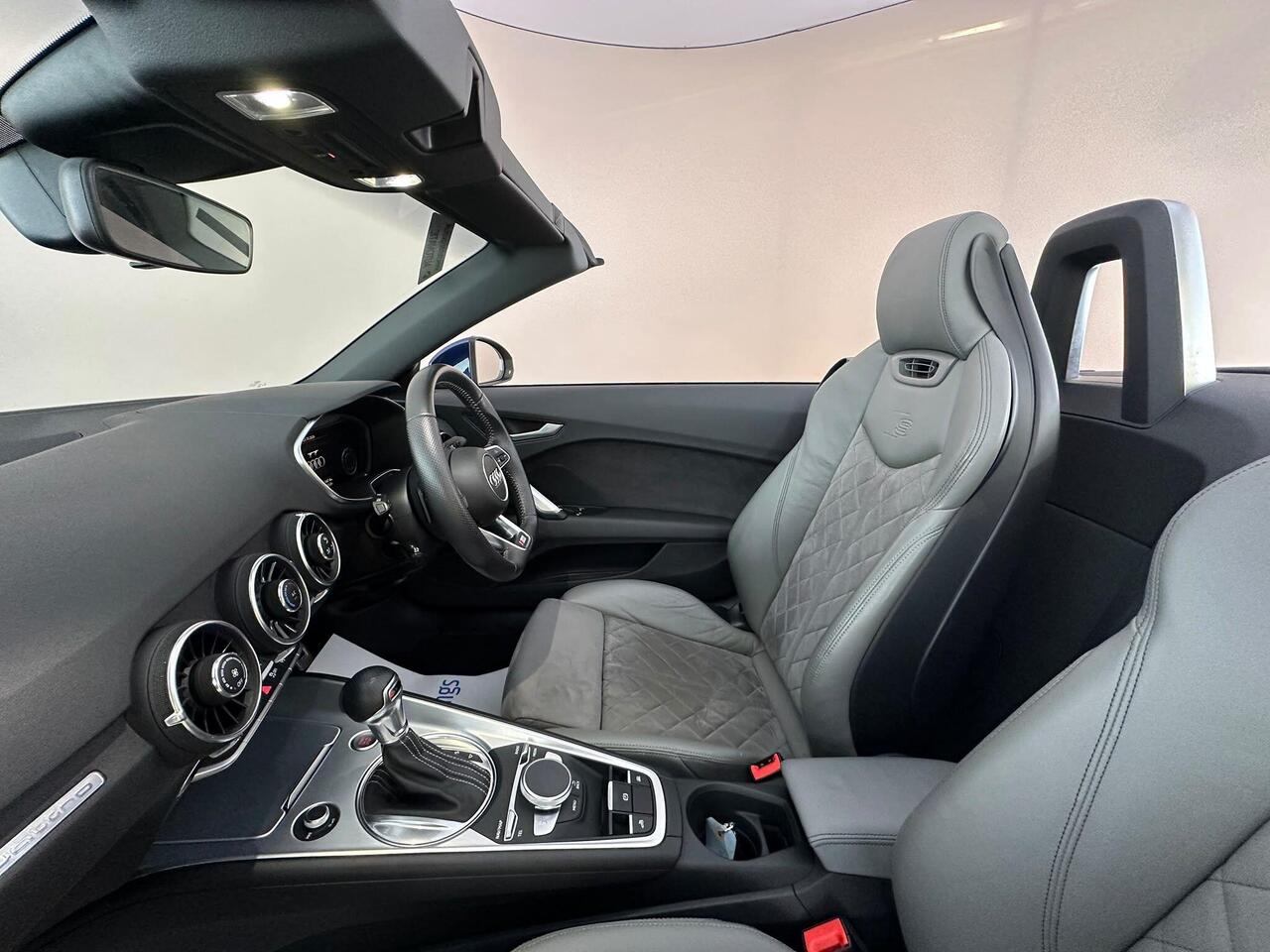 Audi TT SR15EYT