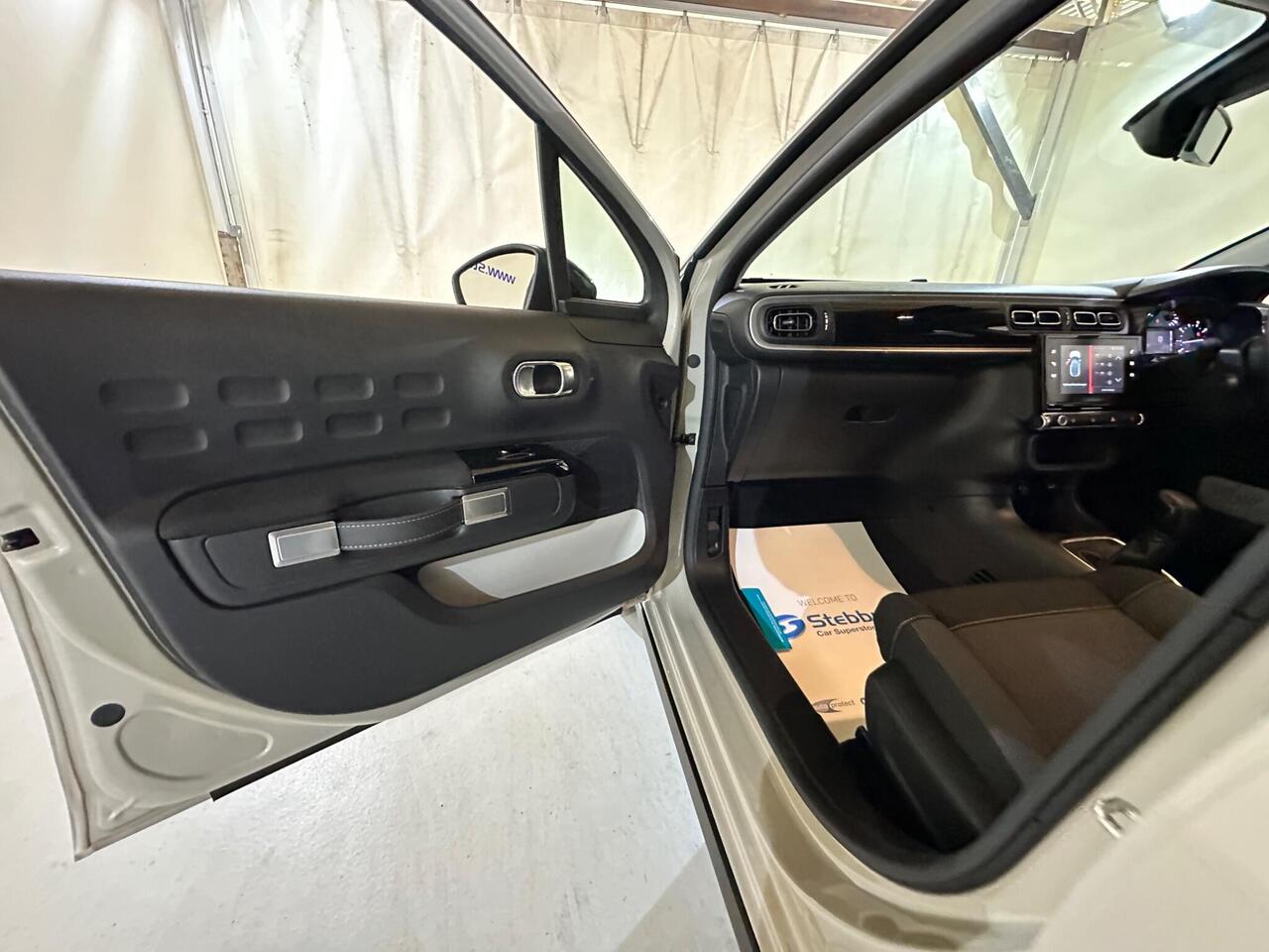 Citroen C3 YR74XHL