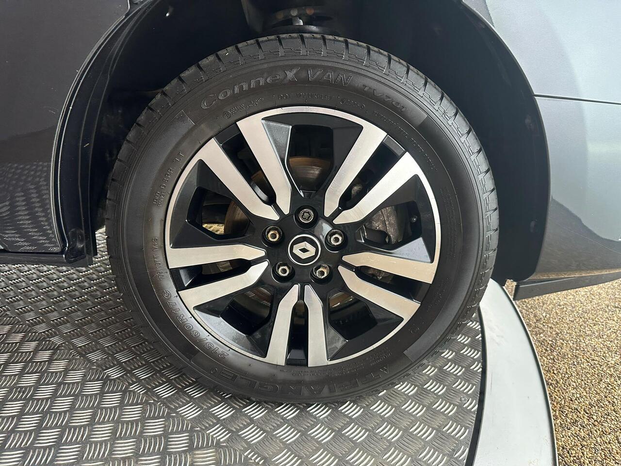 Renault Trafic NU24RXB