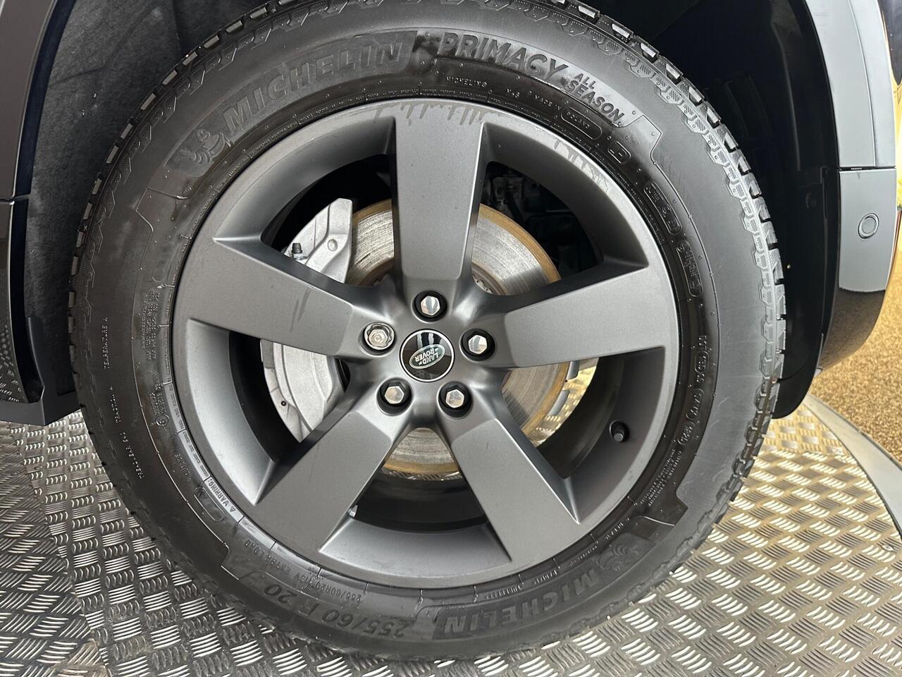 Land Rover Defender 90 WK25UHH