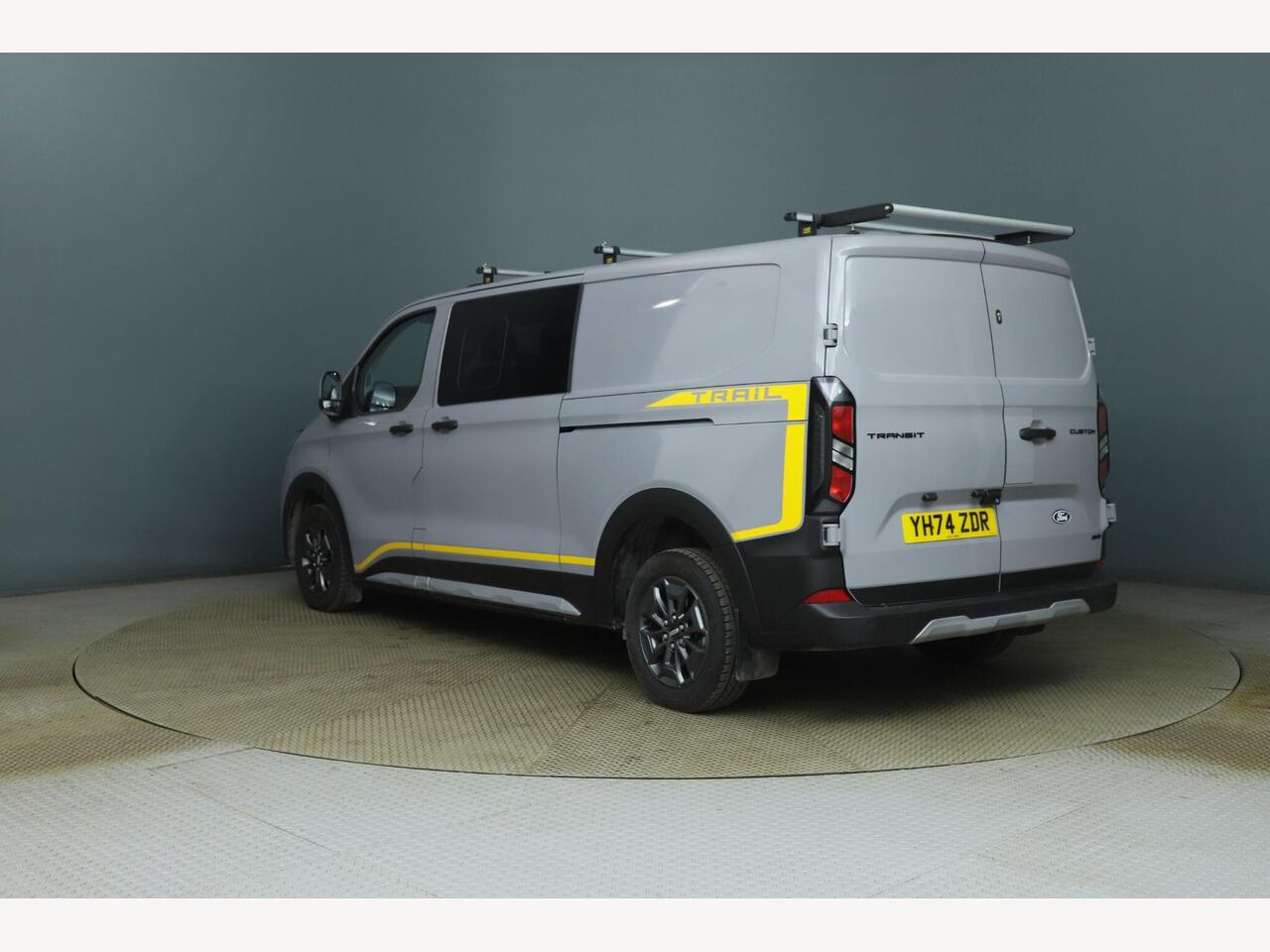 Ford Transit Custom YH74ZDR