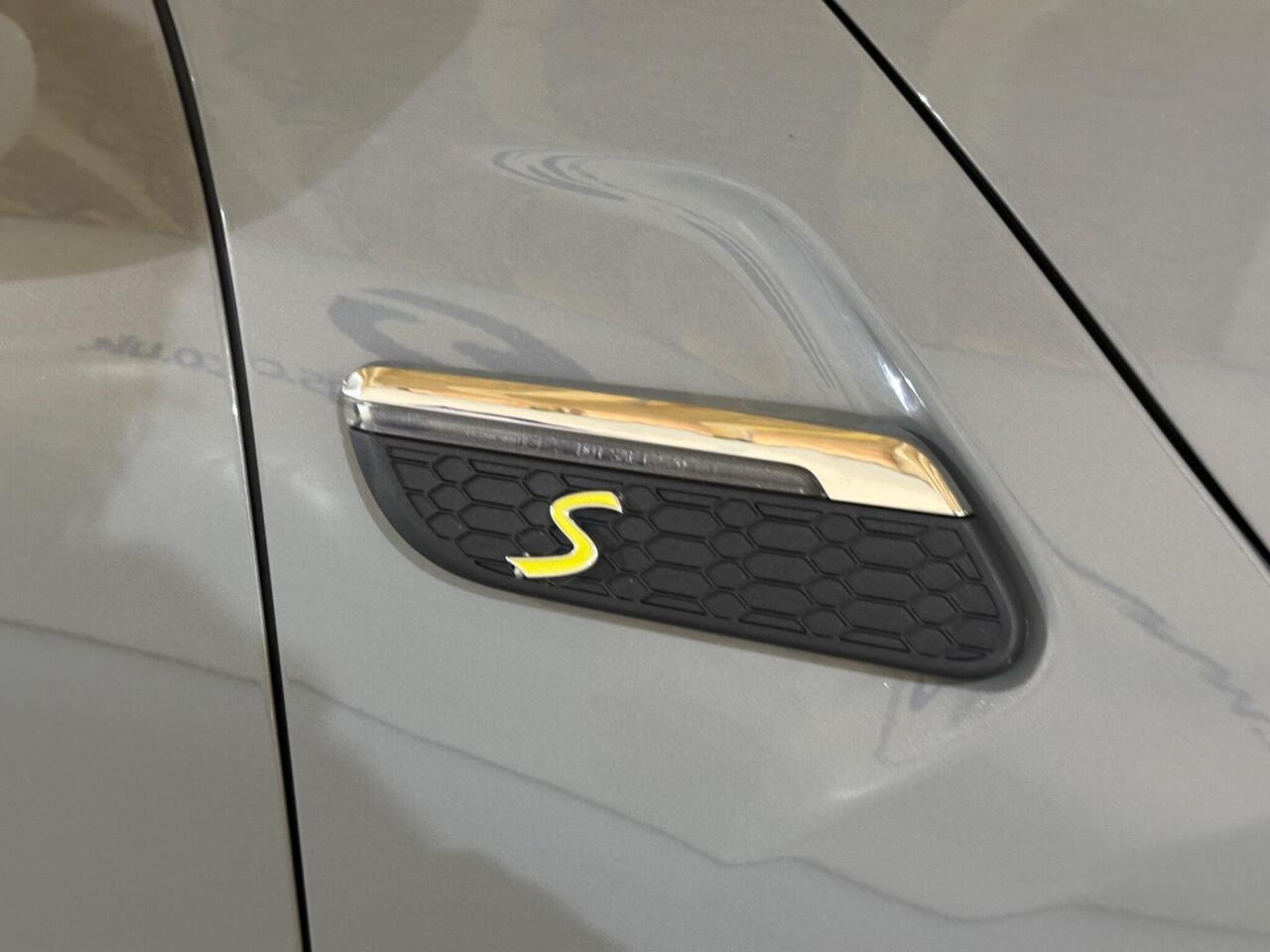 MINI Electric Hatch GF71KHC