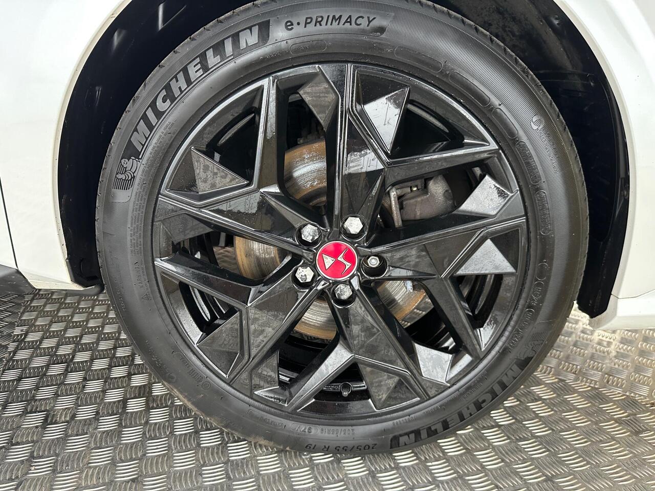 DS AUTOMOBILES DS 4 SH72HOA