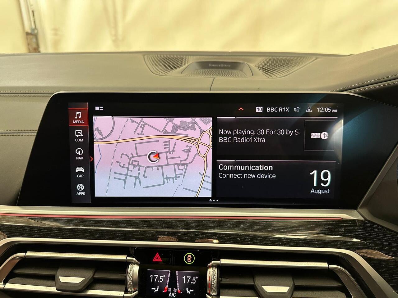 BMW X7 AP21DXA