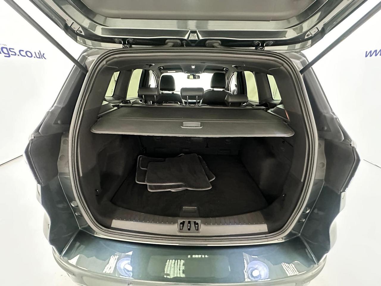 Ford Kuga AY17NRV