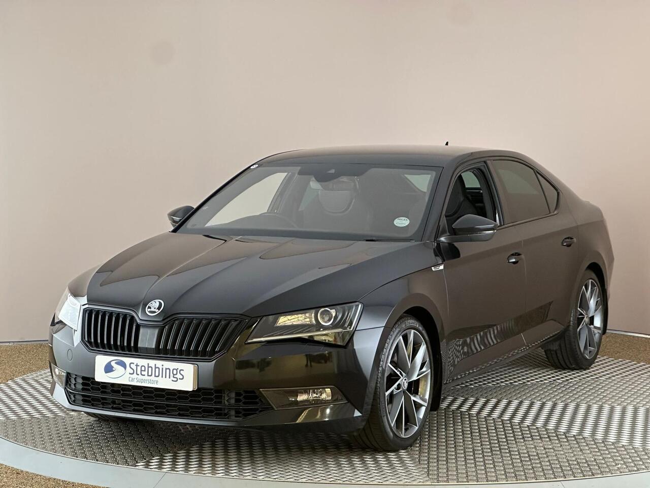 Skoda Superb AX17GDE