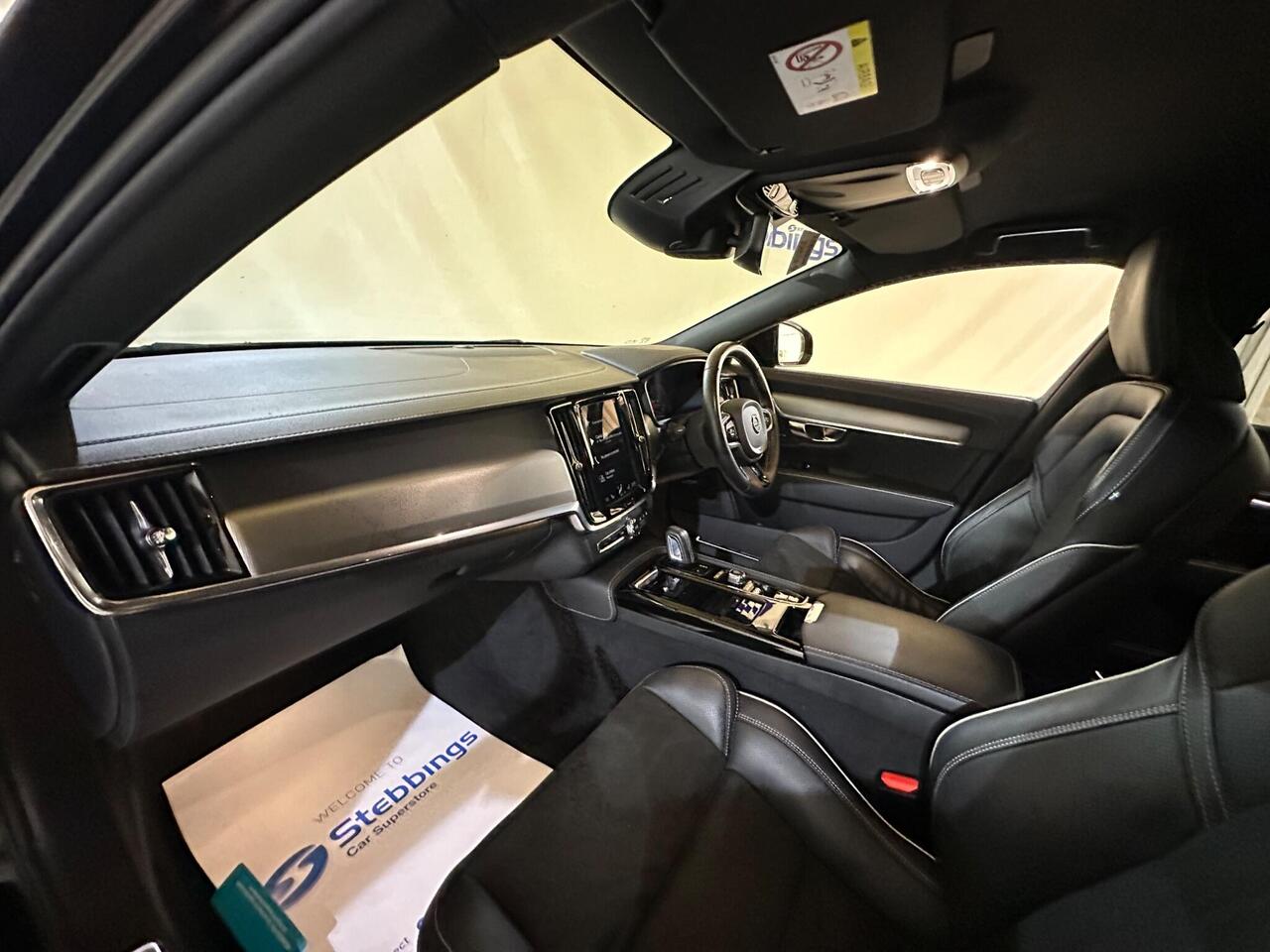 Volvo S90 YO21MJJ
