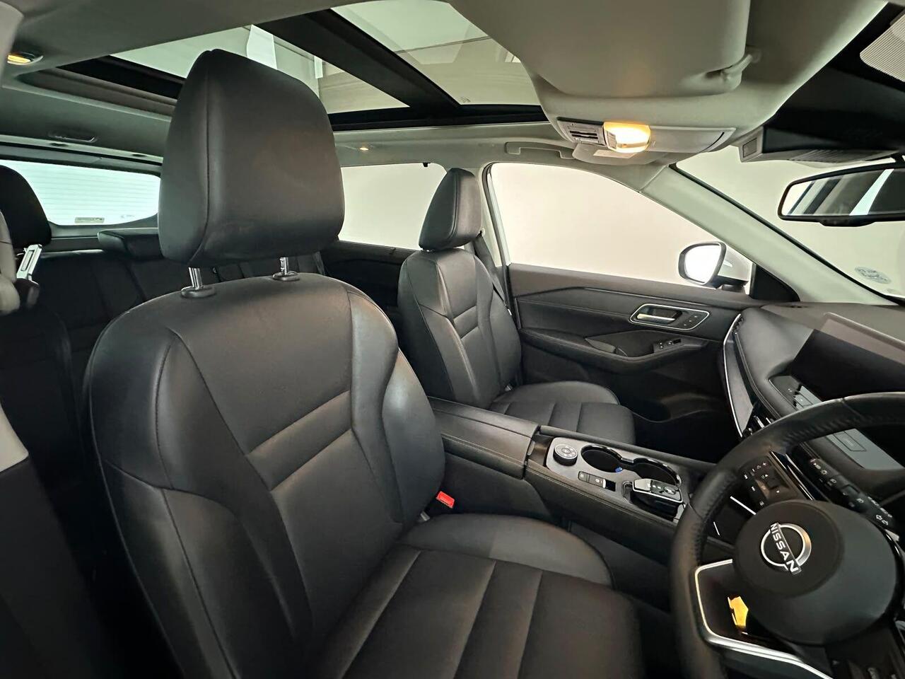 Nissan X-Trail DY73YZN