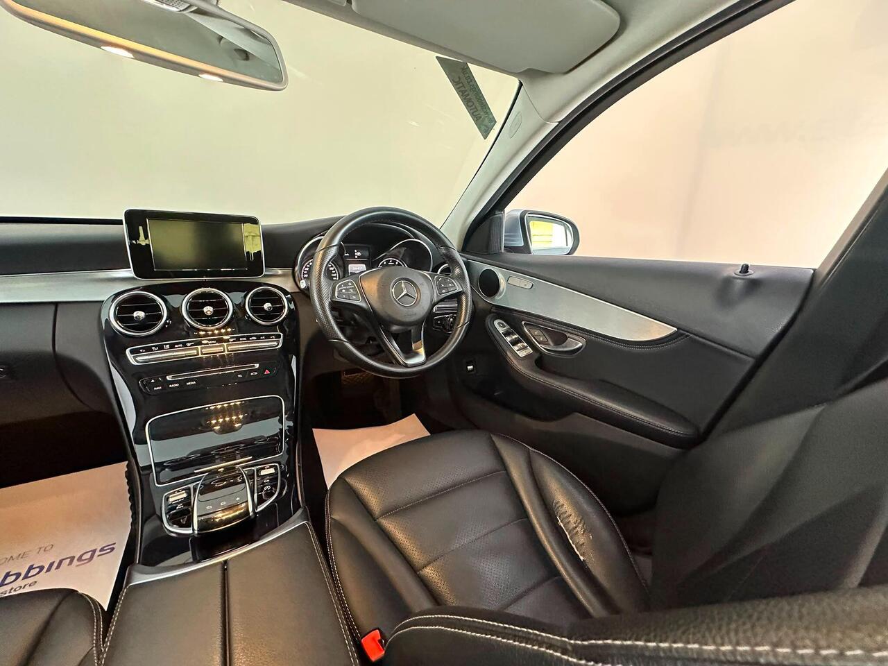 Mercedes-Benz C Class NL64GGX
