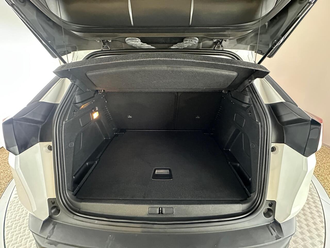 Peugeot 3008 YB72LHJ