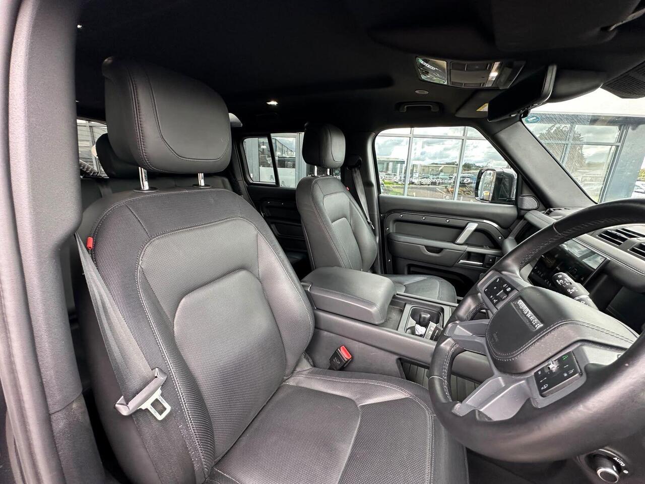 Land Rover Defender 110 HG24MLL