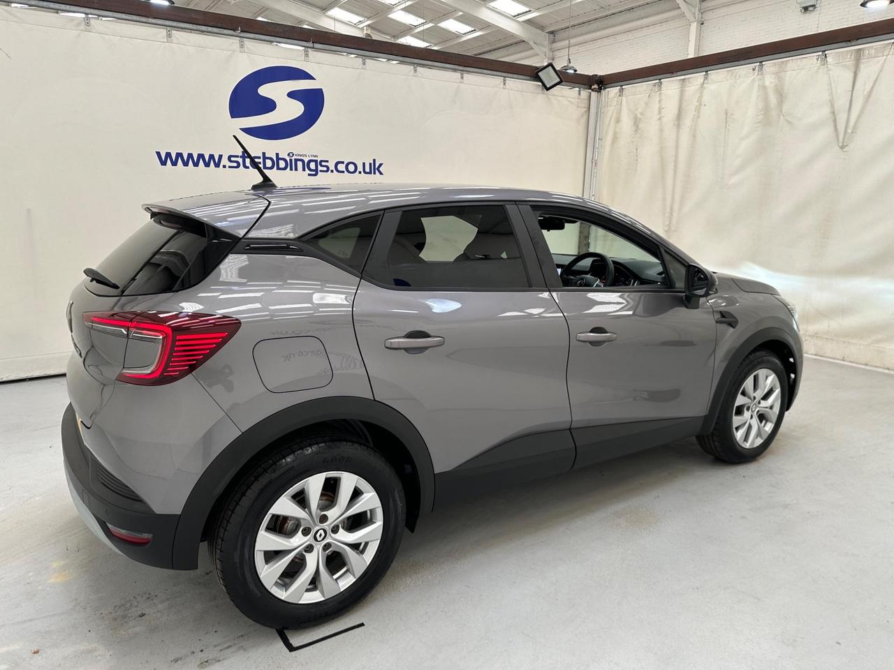 Renault Captur NL22YHZ
