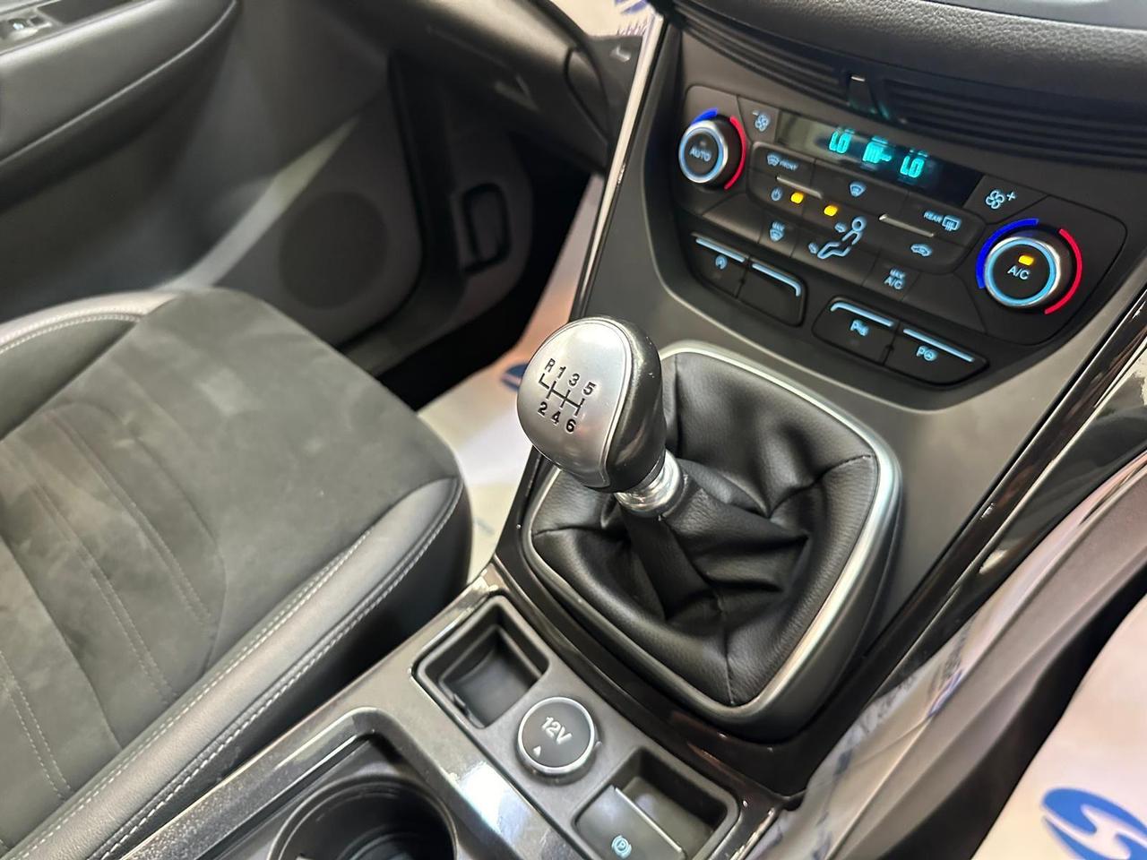 Ford Kuga AY17NRV