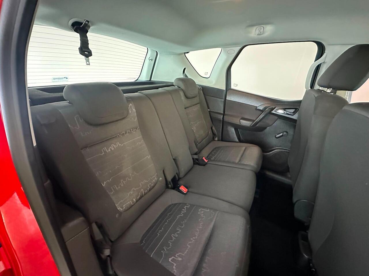 Vauxhall Meriva SN66UXB