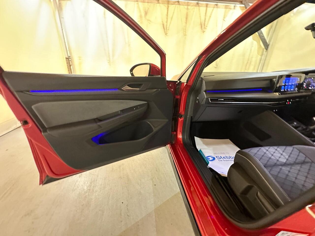 Volkswagen Golf AO22OUP