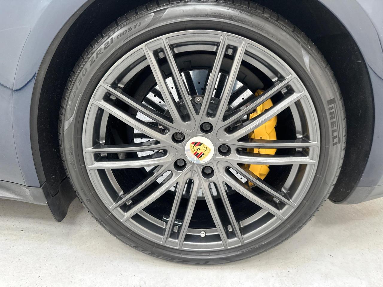 Porsche Panamera LA17VFV