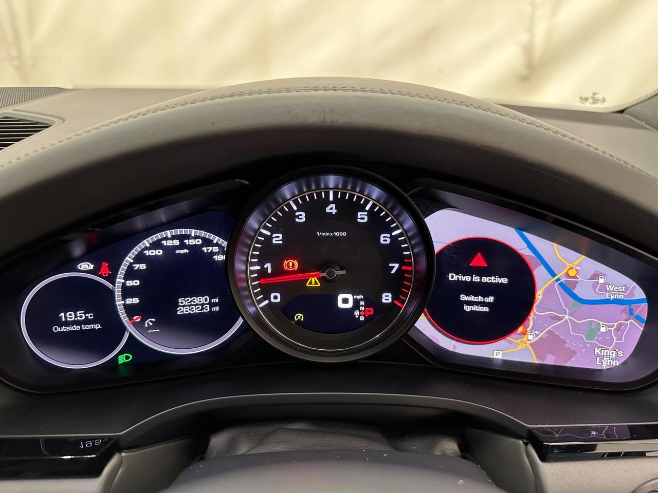 Porsche Cayenne AK18UXX