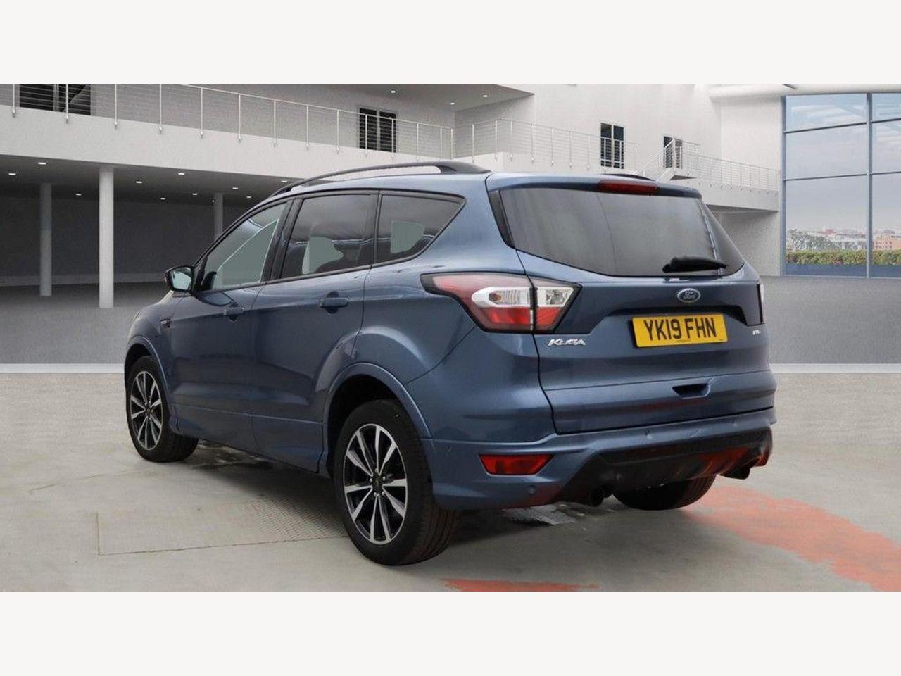 Ford Kuga YK19FHN