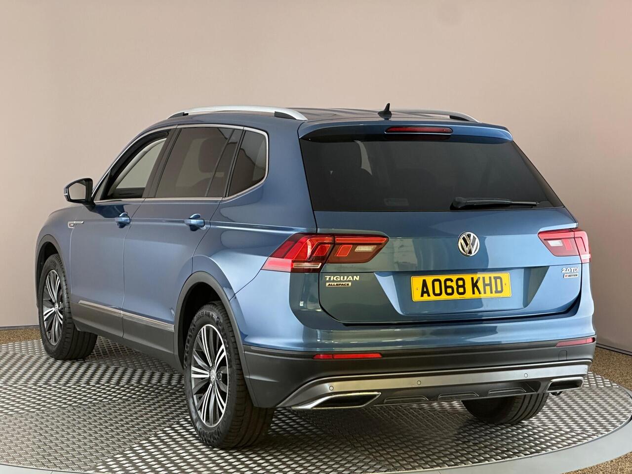 Volkswagen Tiguan Allspace AO68KHD