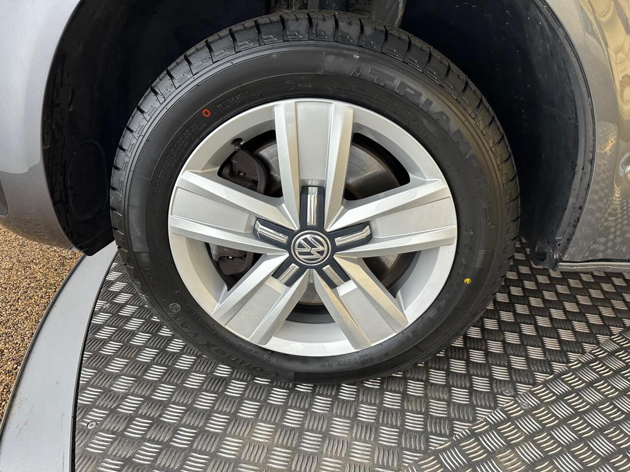 Volkswagen Transporter VN20VHE