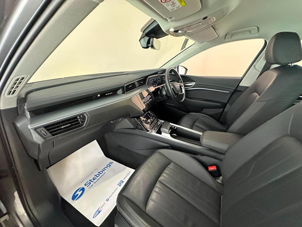 Audi e-tron NJ72HDL