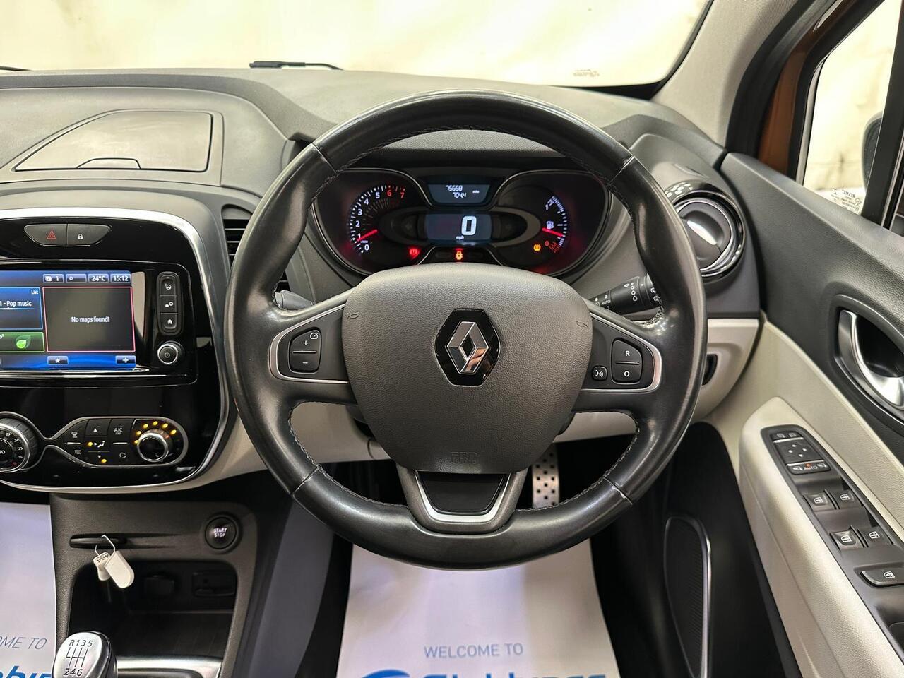 Renault Captur AU19SRZ