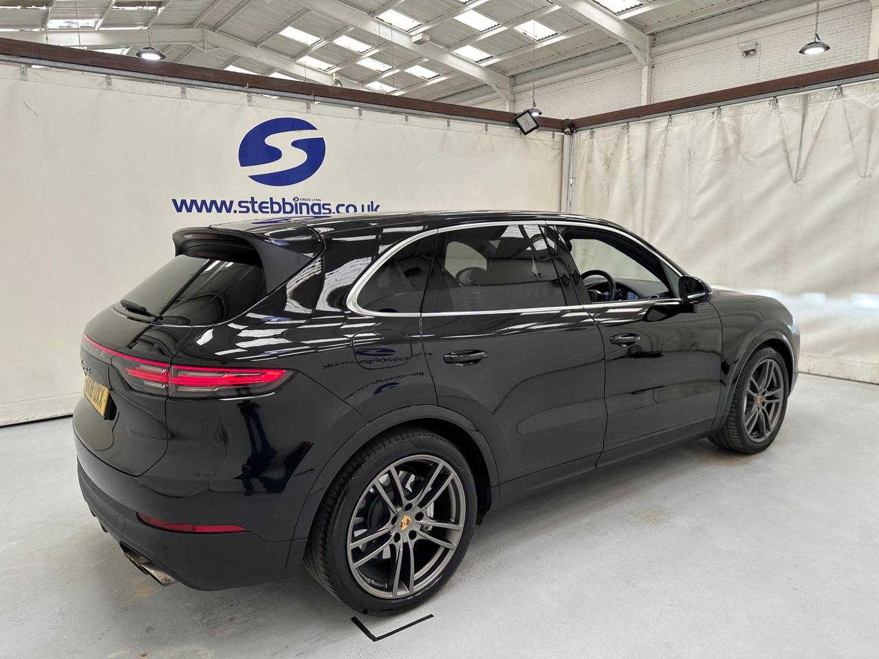 Porsche Cayenne AK18UXX