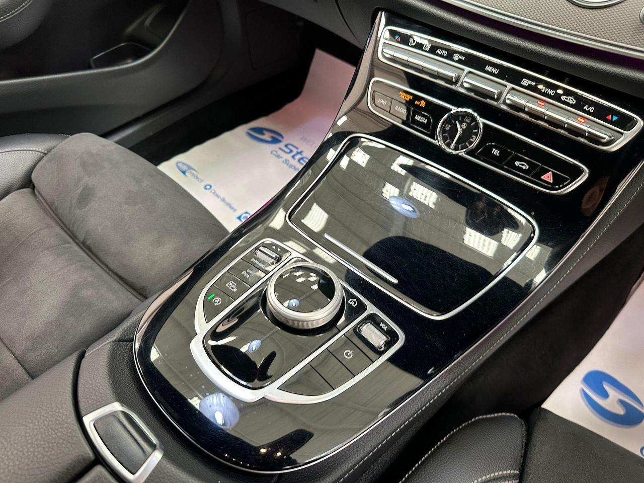 Mercedes-Benz E Class LO17YWC