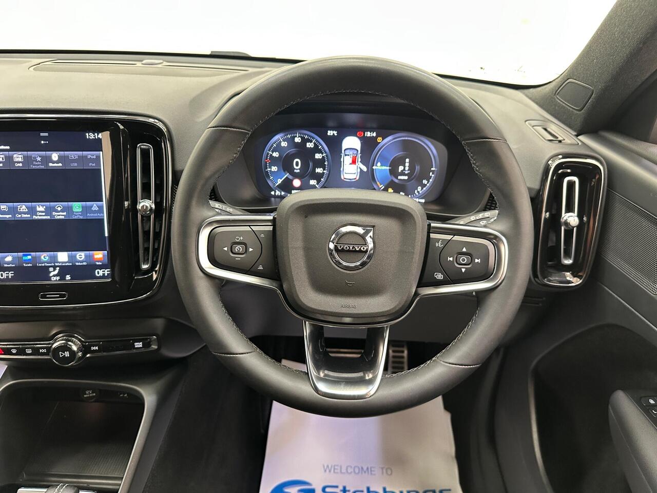 Volvo XC40 YT22VKE