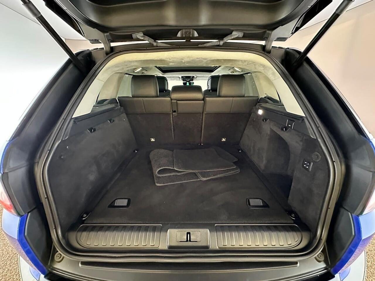 Land Rover Range Rover Sport DP18DXB