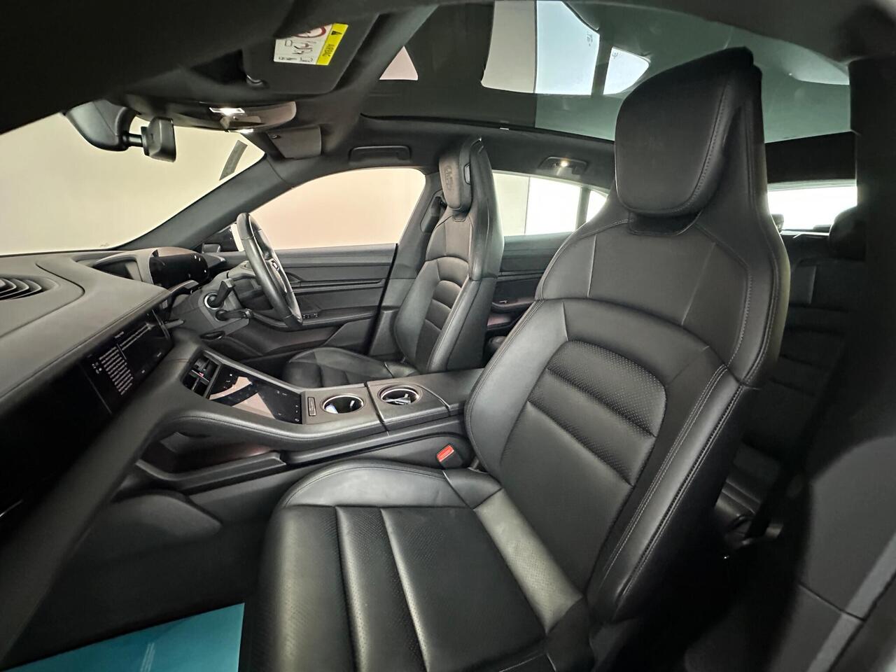 Porsche Taycan RJ73OCN