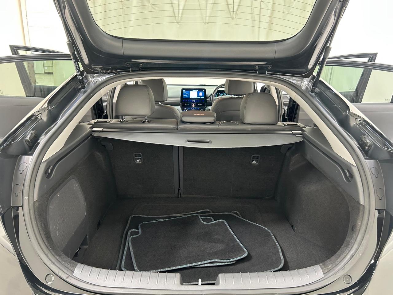Hyundai IONIQ RK69PZH